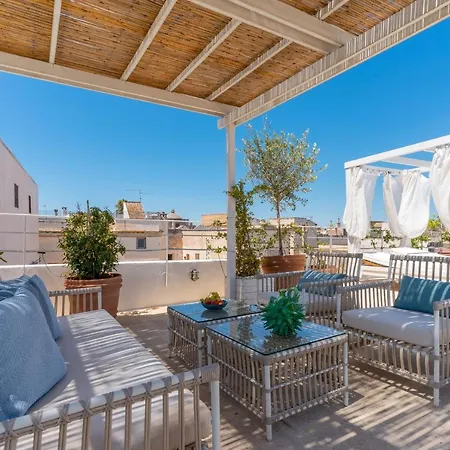 Palazzo Maritati Holiday home *